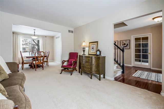 25886 Carriage Lane, Lyon Charter Township, MI 48178