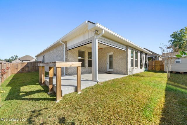 18119 Evergreen Drive, Gulfport, MS 39503