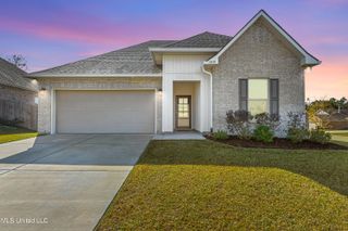 18119 Evergreen Drive, Gulfport, MS 39503