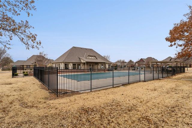 1300 NW 172nd Street, Edmond, OK 73012