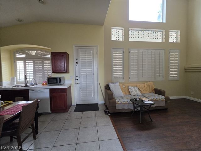 8738 Vista Cantera Court, Las Vegas, NV 89147