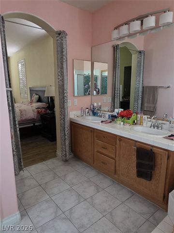 8738 Vista Cantera Court, Las Vegas, NV 89147