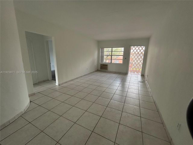 3400 SW 9th Ter 2B, Miami, FL 33135