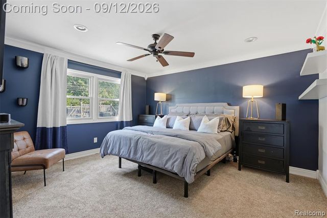 30952 Schoolcraft Road, Livonia, MI 48150