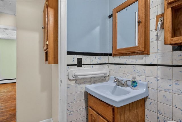 58 Pleasant Drive, Clarendon, VT 05759