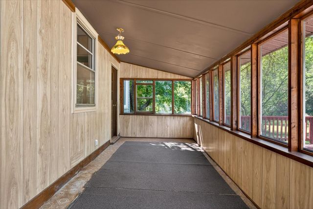 58 Pleasant Drive, Clarendon, VT 05759