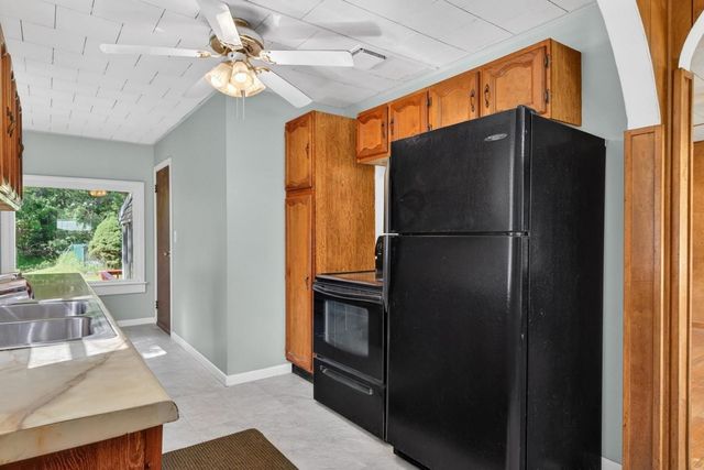58 Pleasant Drive, Clarendon, VT 05759