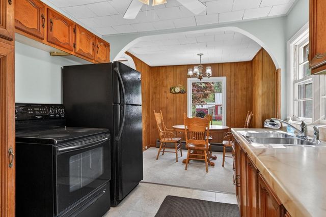 58 Pleasant Drive, Clarendon, VT 05759