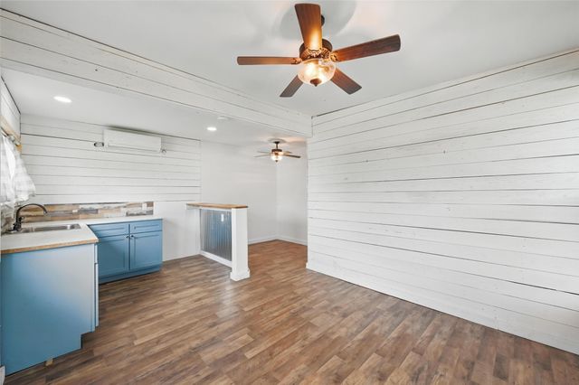 300 Little School Road, Kennedale, TX 76060