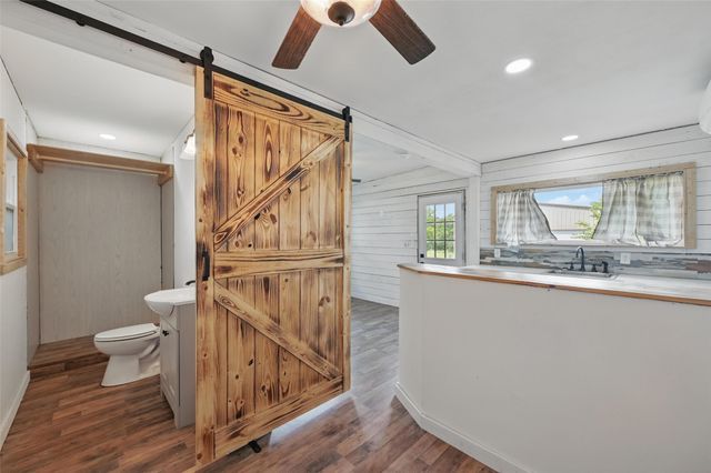 300 Little School Road, Kennedale, TX 76060