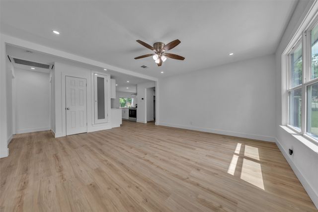 3265 Earle Drive, Haltom City, TX 76117