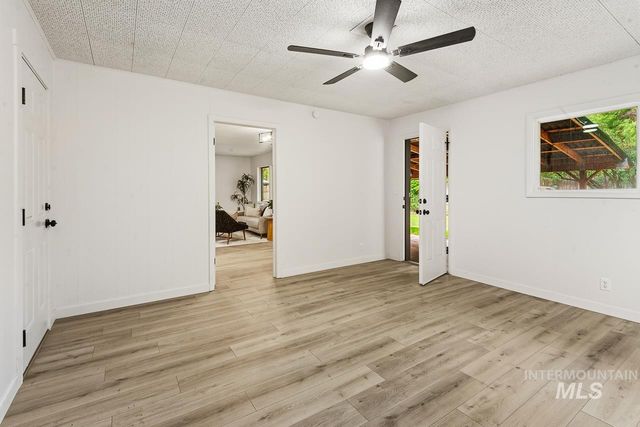 2110 S Broadmoor Dr, Boise, ID 83705