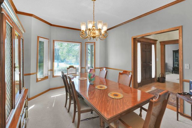 9406 E Lakepoint Dr, Wichita, KS 67226