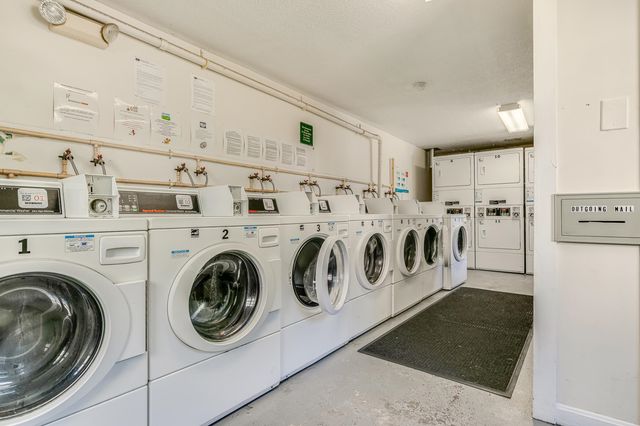 93 Henry Law Ave Unit 118, Dover, NH 03820