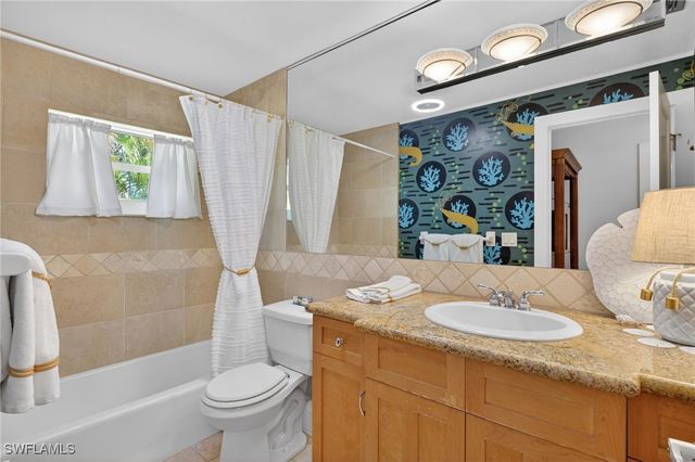 27061 Homewood DR, Bonita Springs, FL 34135