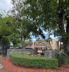 4221 NW 19th St 276, Lauderhill, FL 33313