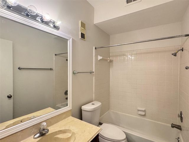 6500 Harbor Town Drive 2905, Houston, TX 77036