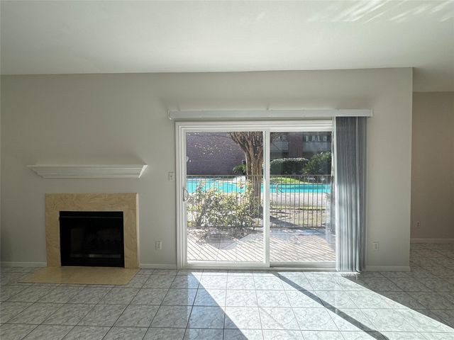 6500 Harbor Town Drive 2905, Houston, TX 77036