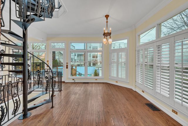 1619 18th Ave, S, Nashville, TN 37212