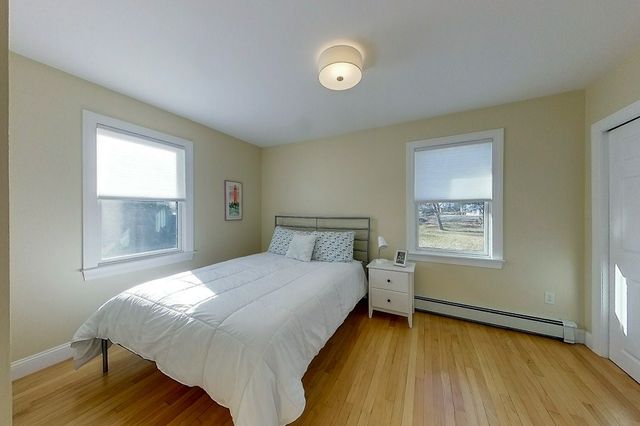 2 E Boulevard 2, Middletown, RI 02842