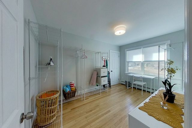 2 E Boulevard 2, Middletown, RI 02842