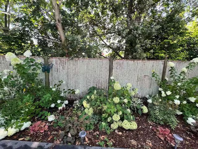 2 E Boulevard 2, Middletown, RI 02842