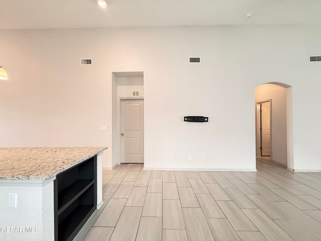 12396 POLO NORTE Drive, El Paso, TX 79934