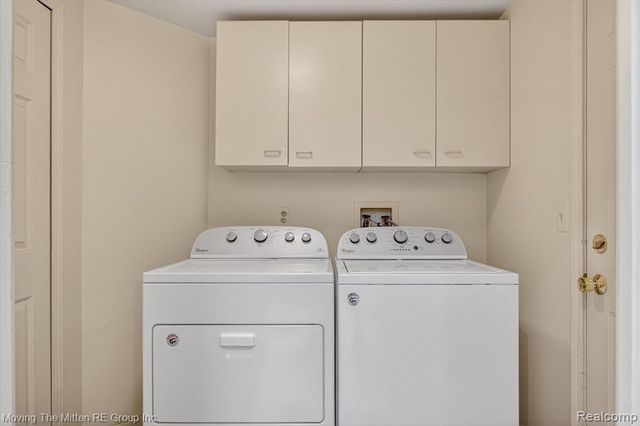 7127 Danbrooke Court, West Bloomfield, MI 48322