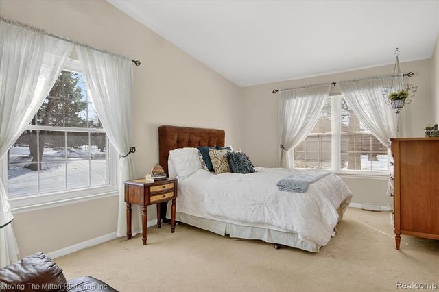 7127 Danbrooke Court, West Bloomfield, MI 48322