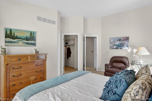 7127 Danbrooke Court, West Bloomfield, MI 48322