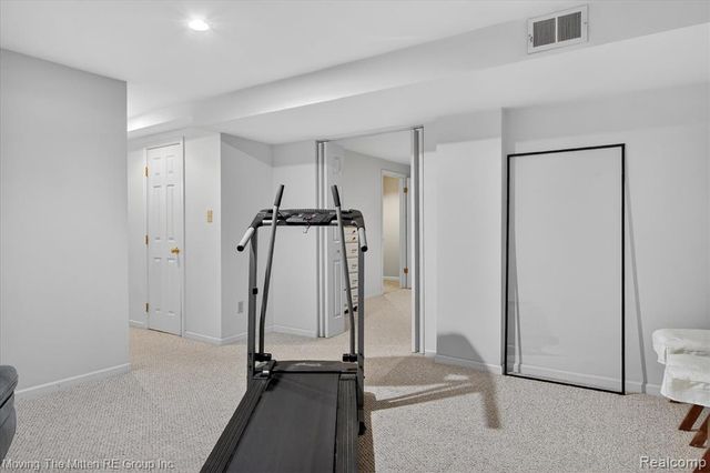 7127 Danbrooke Court, West Bloomfield, MI 48322