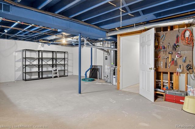 7127 Danbrooke Court, West Bloomfield, MI 48322