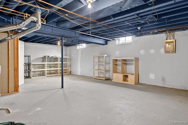 7127 Danbrooke Court, West Bloomfield, MI 48322