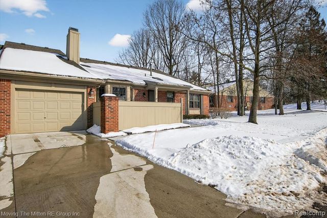 7127 Danbrooke Court, West Bloomfield, MI 48322