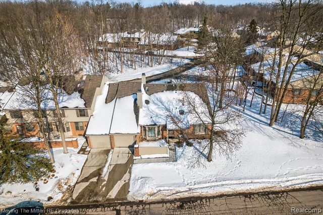 7127 Danbrooke Court, West Bloomfield, MI 48322