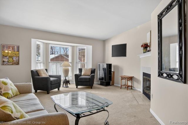 7127 Danbrooke Court, West Bloomfield, MI 48322