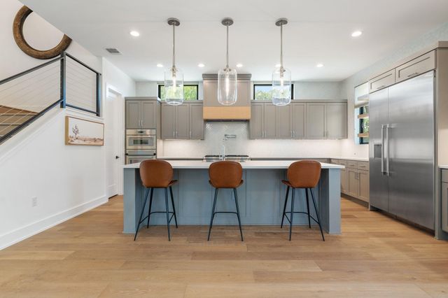 2019 Brentwood ST, Austin, TX 78757