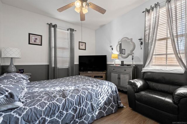 5713 Canoe Dr, Corona, CA 92880