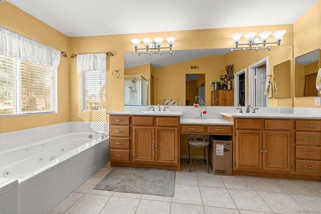 5713 Canoe Dr, Corona, CA 92880