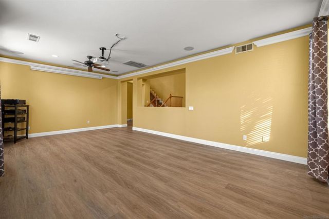 5713 Canoe Dr, Corona, CA 92880