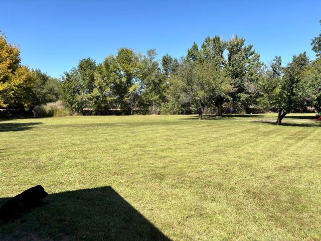 8 Sierra Vista Court, Peralta, NM 87042