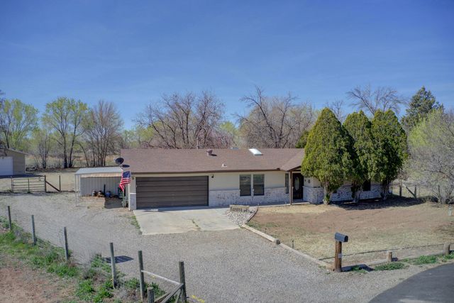 8 Sierra Vista Court, Peralta, NM 87042