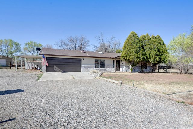 8 Sierra Vista Court, Peralta, NM 87042