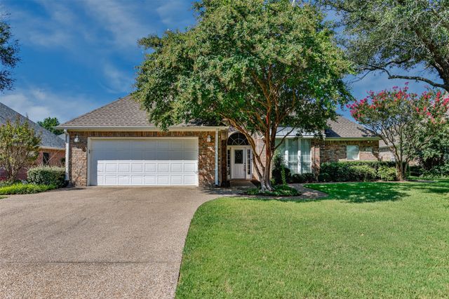 913 Mesquite Street, Gainesville, TX 76240