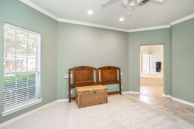 913 Mesquite Street, Gainesville, TX 76240