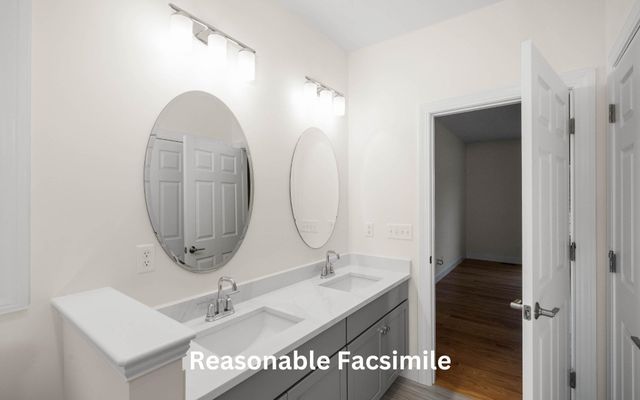 88 Lantern Drive, Sandown, NH 03873