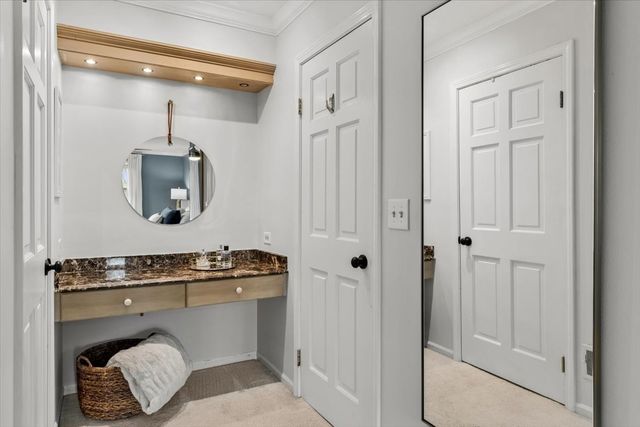 1221 Whirlaway Avenue, Naperville, IL 60540