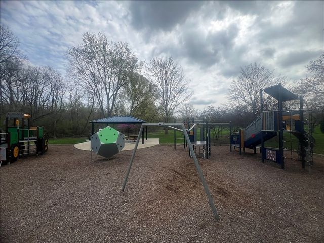 1221 Whirlaway Avenue, Naperville, IL 60540