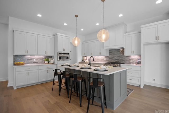 200 Middleton Place Drive, Benton, AR 72019