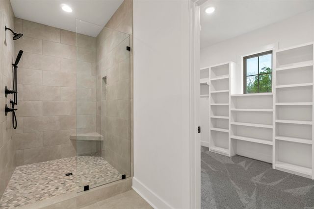 200 Middleton Place Drive, Benton, AR 72019